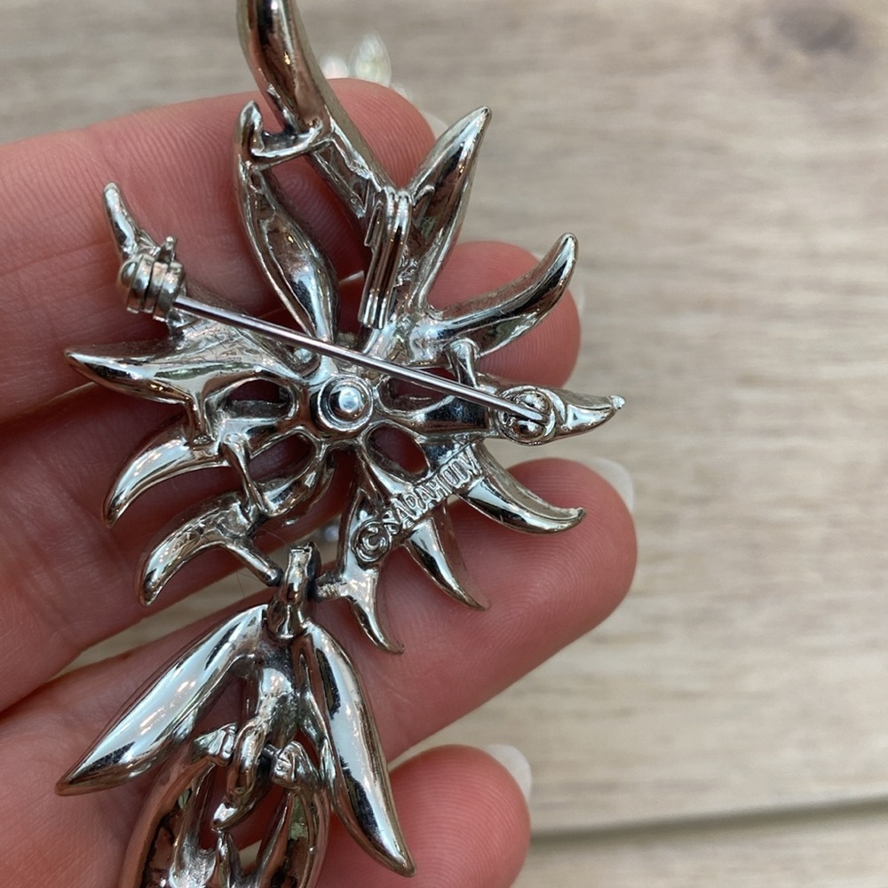 Sarah Coventry Rhinestone Brooch - Picture 4 of 4